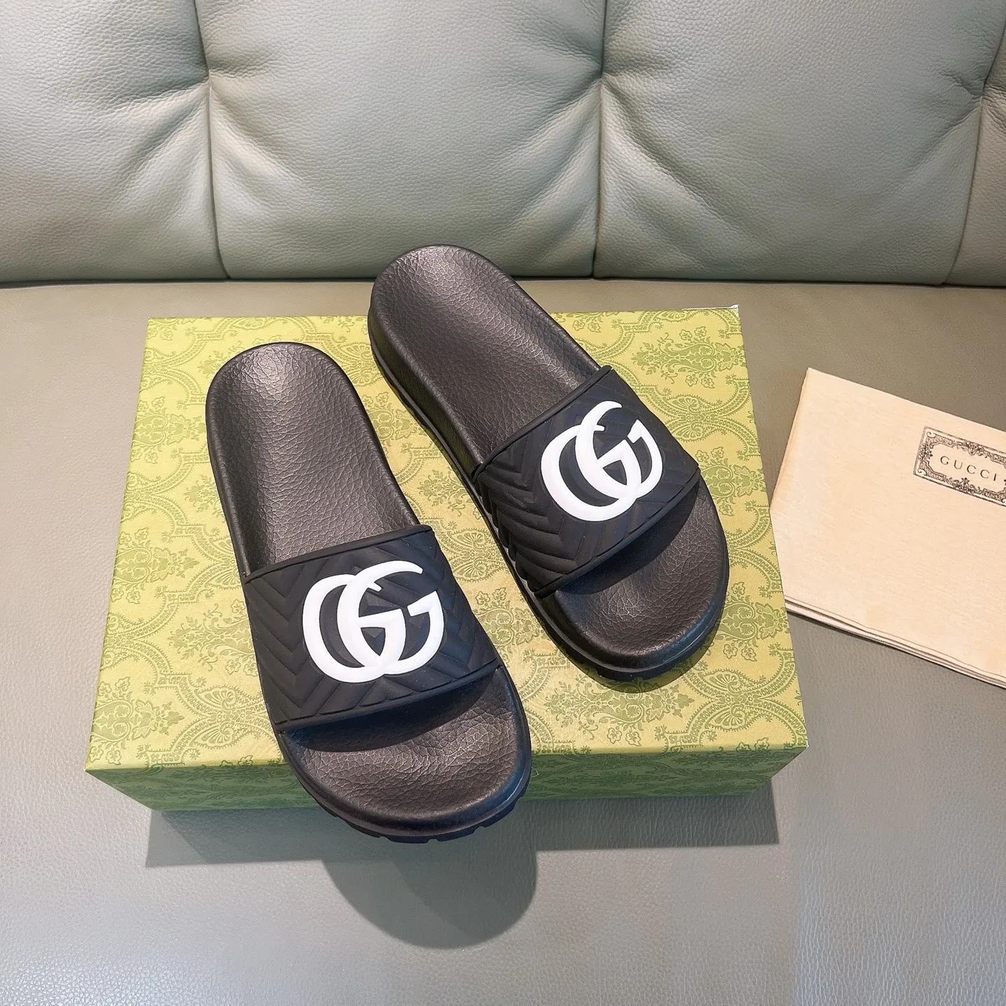 Men's Men's Shoes 130🐮🐮Gucci Gucci Slippers Gucci 2024 latest beach sandals slippers Original molding double G LOGO Original molding consistent Outsole: Men's Men's Shoes u double-layer outsole Size: 35-46